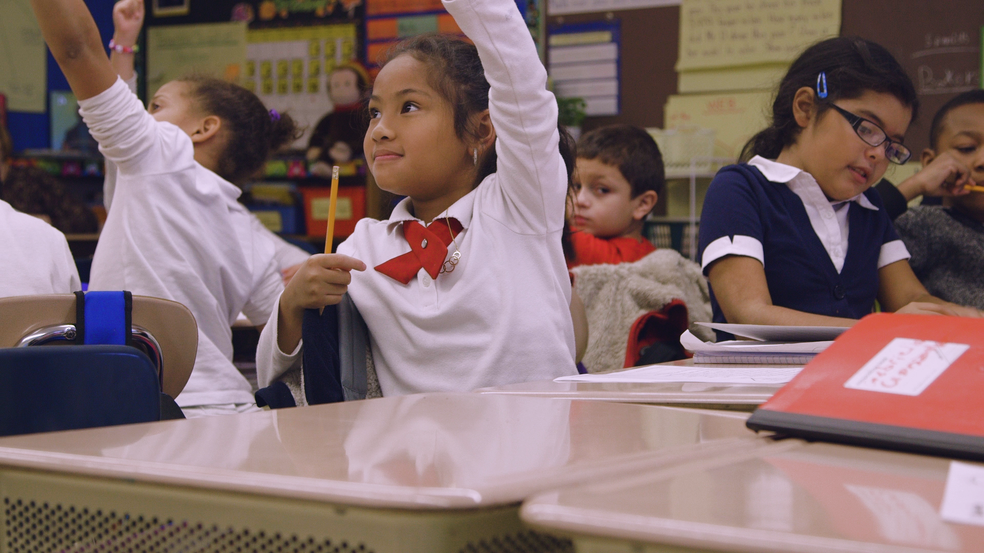 Read teaming. Team at School. Teaching Team. Tel Aviv School pupils. Year 3 at School перевод.